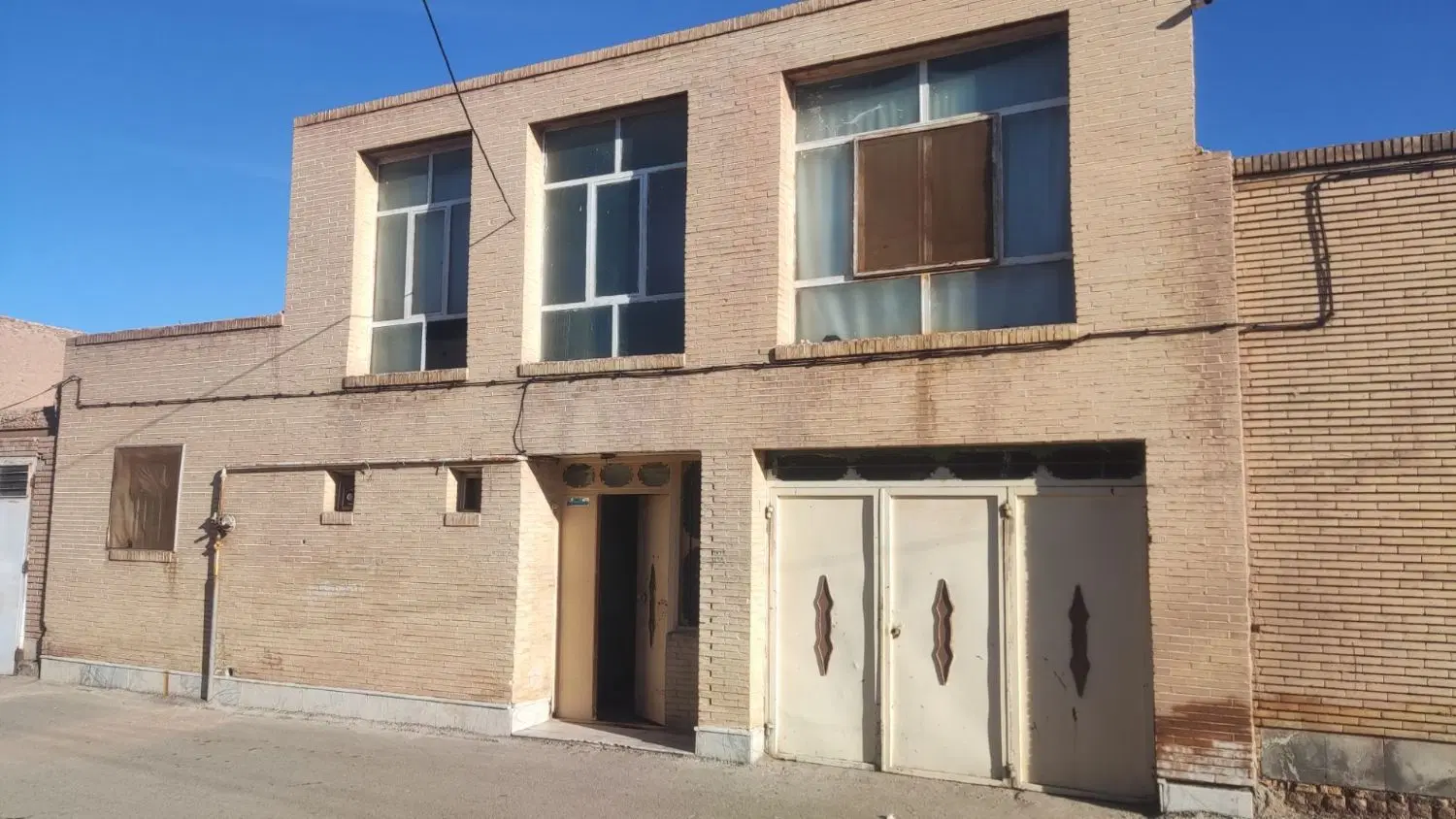 همکف اجاره ای
