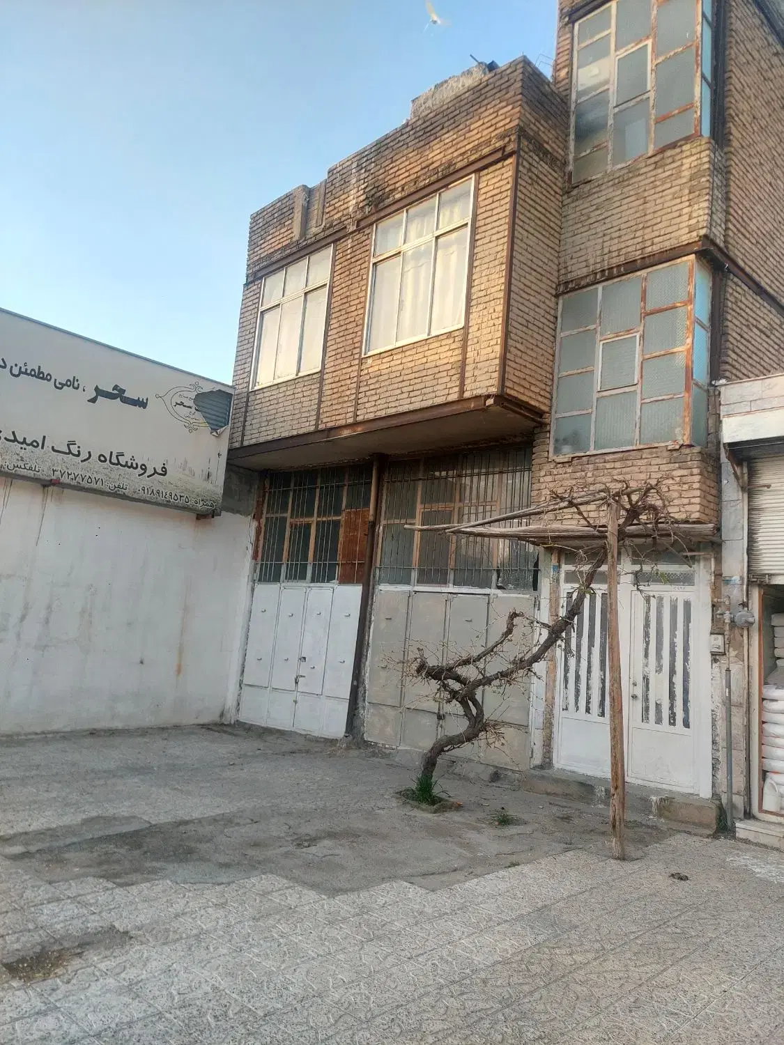 منزل بادودهنه مغازه و زیرزمین