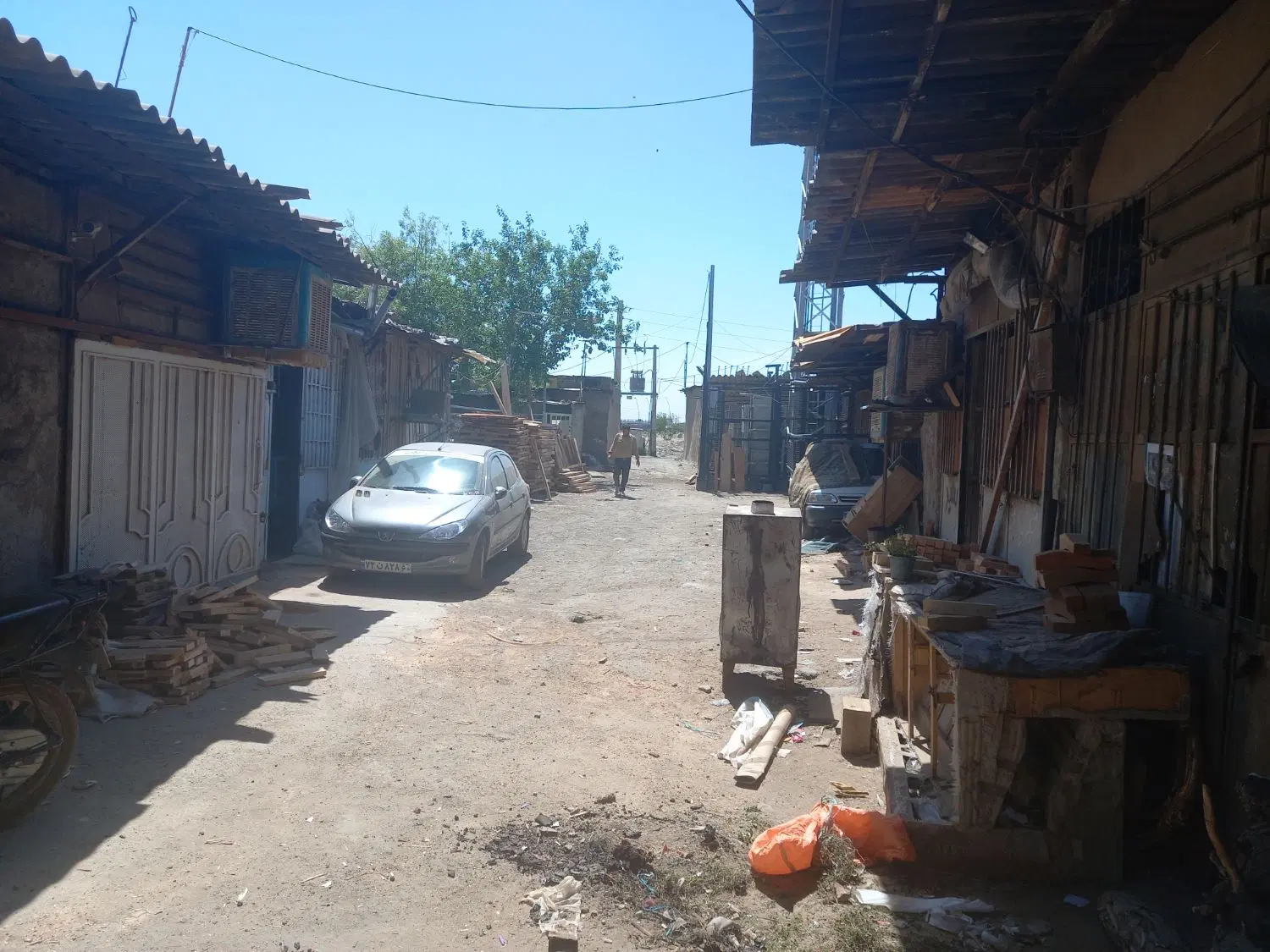 کارگاه  ۵۰ متری