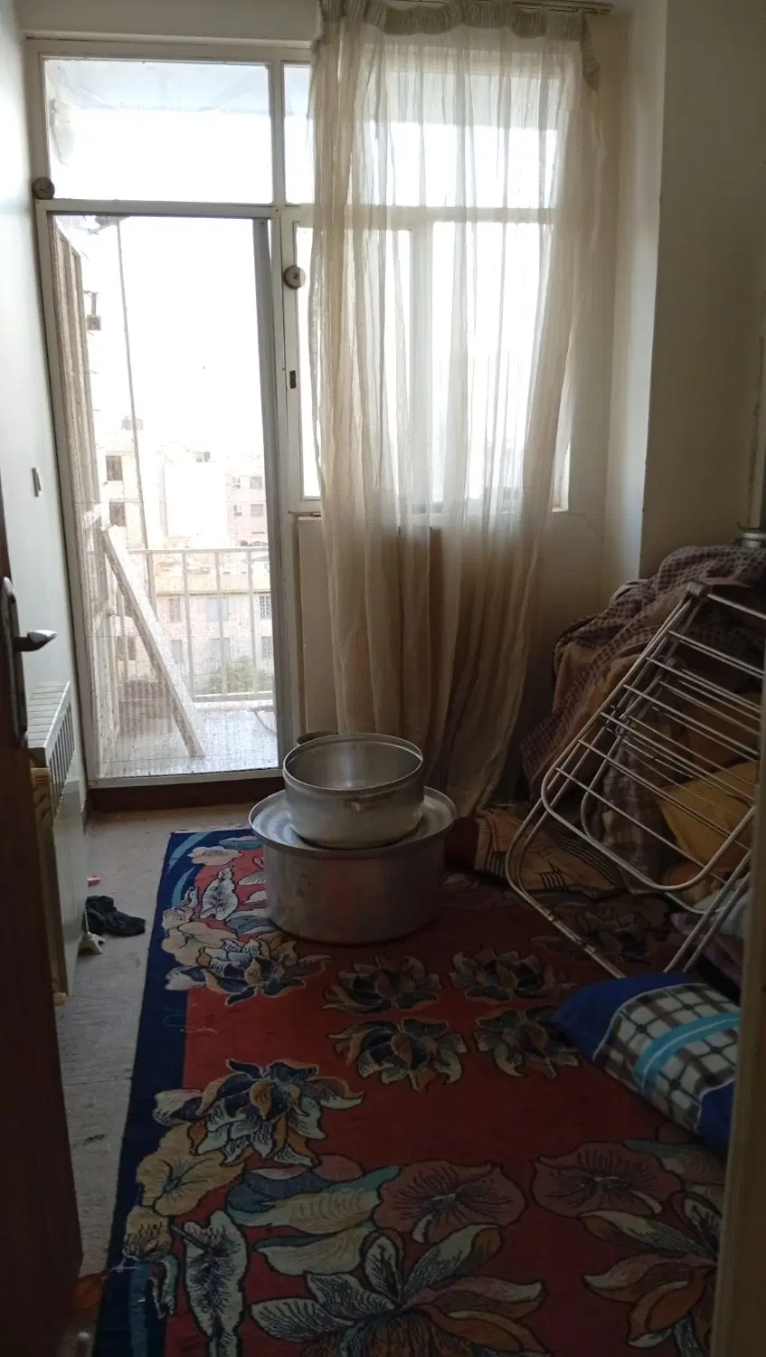 واحد ۱۰۰ رهن و اجاره در باغستان غربی لاله ها