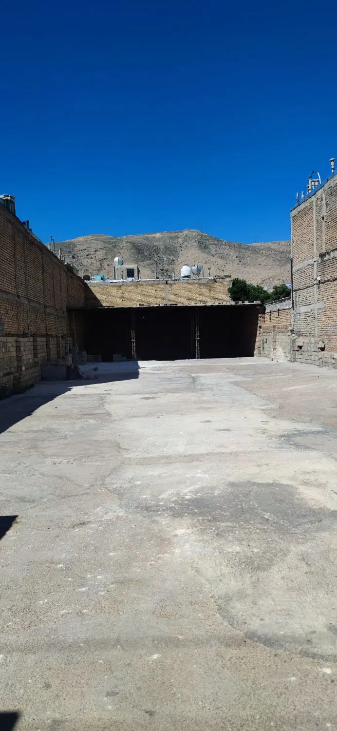 اجاره و فروش انبار وکارگاه صنعتی۷۲۰ متری