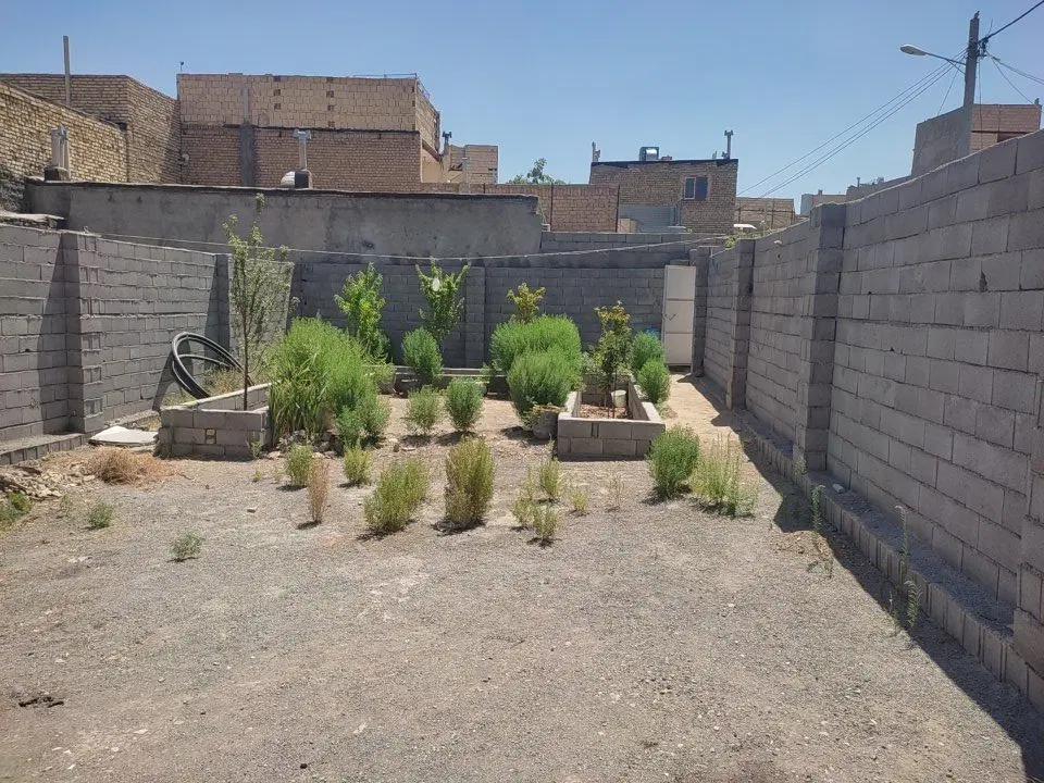 زمین شاهنامه زیرقیمت