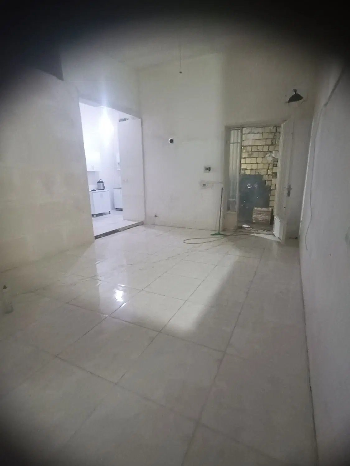 خانه دوطبقه با مغازه کرناچی