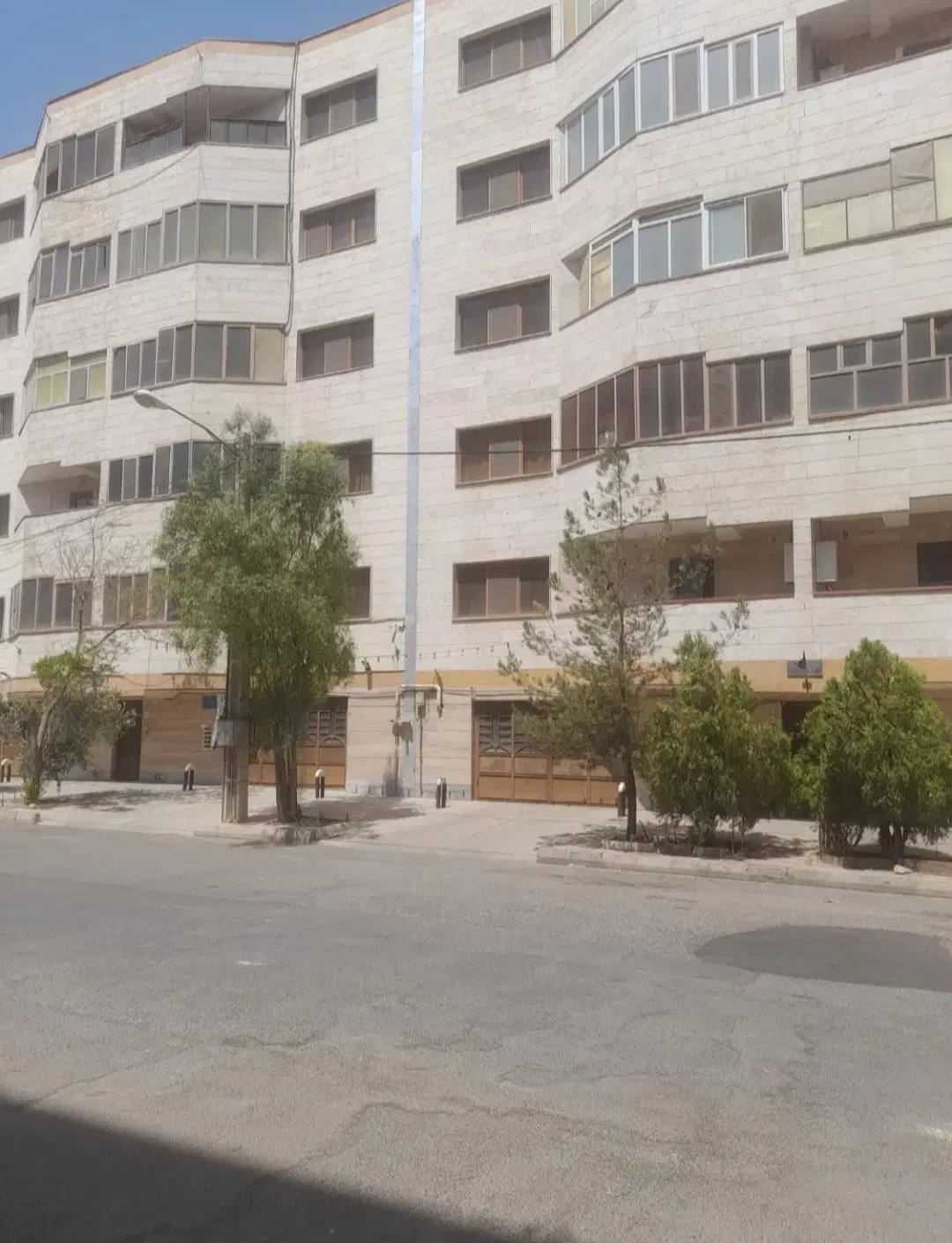 *فروش واحد ۸۱ متری ۲خوابه*