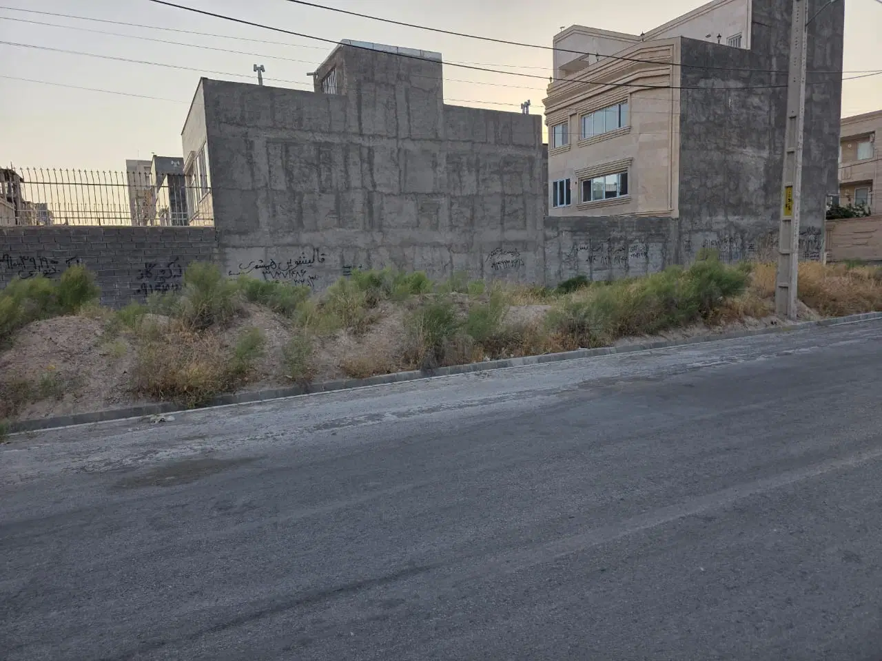 فروش زمین بر خیابان