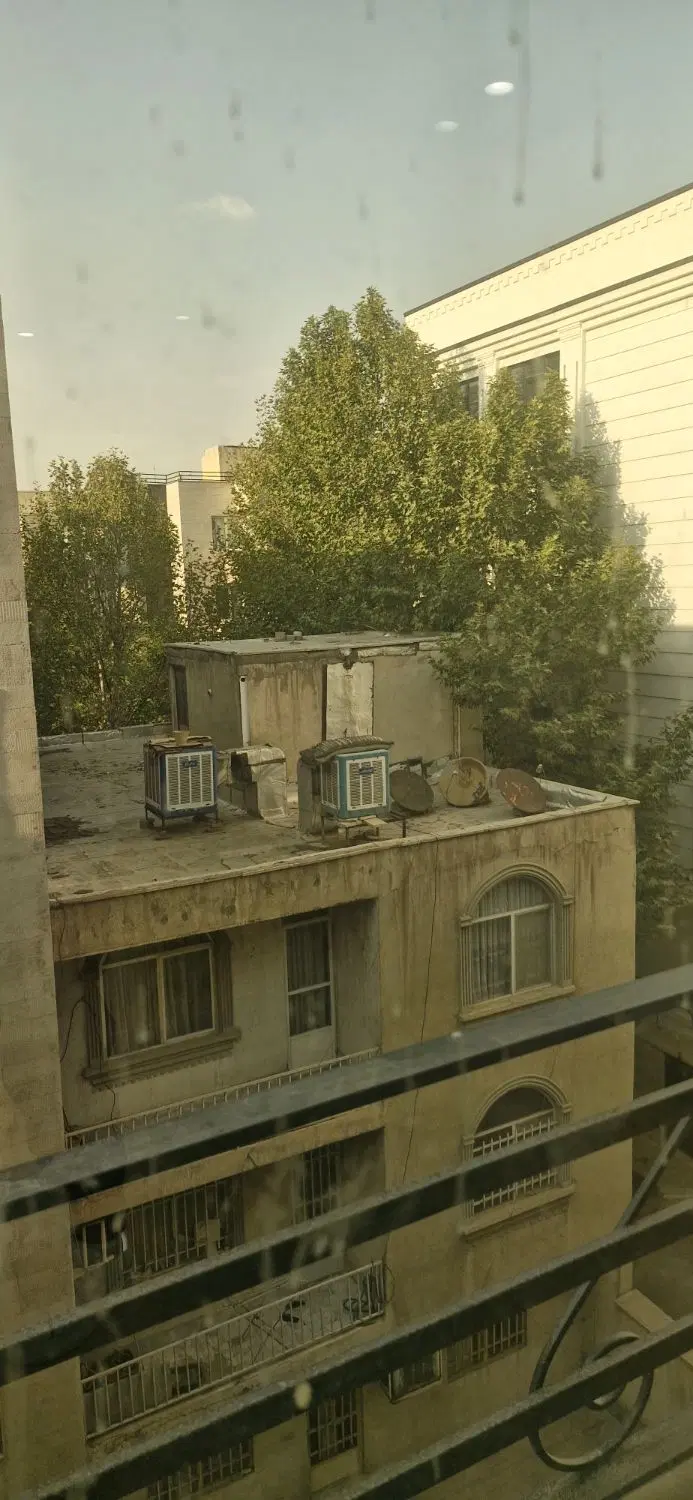 ۵۵ متری قولنامه روبنما