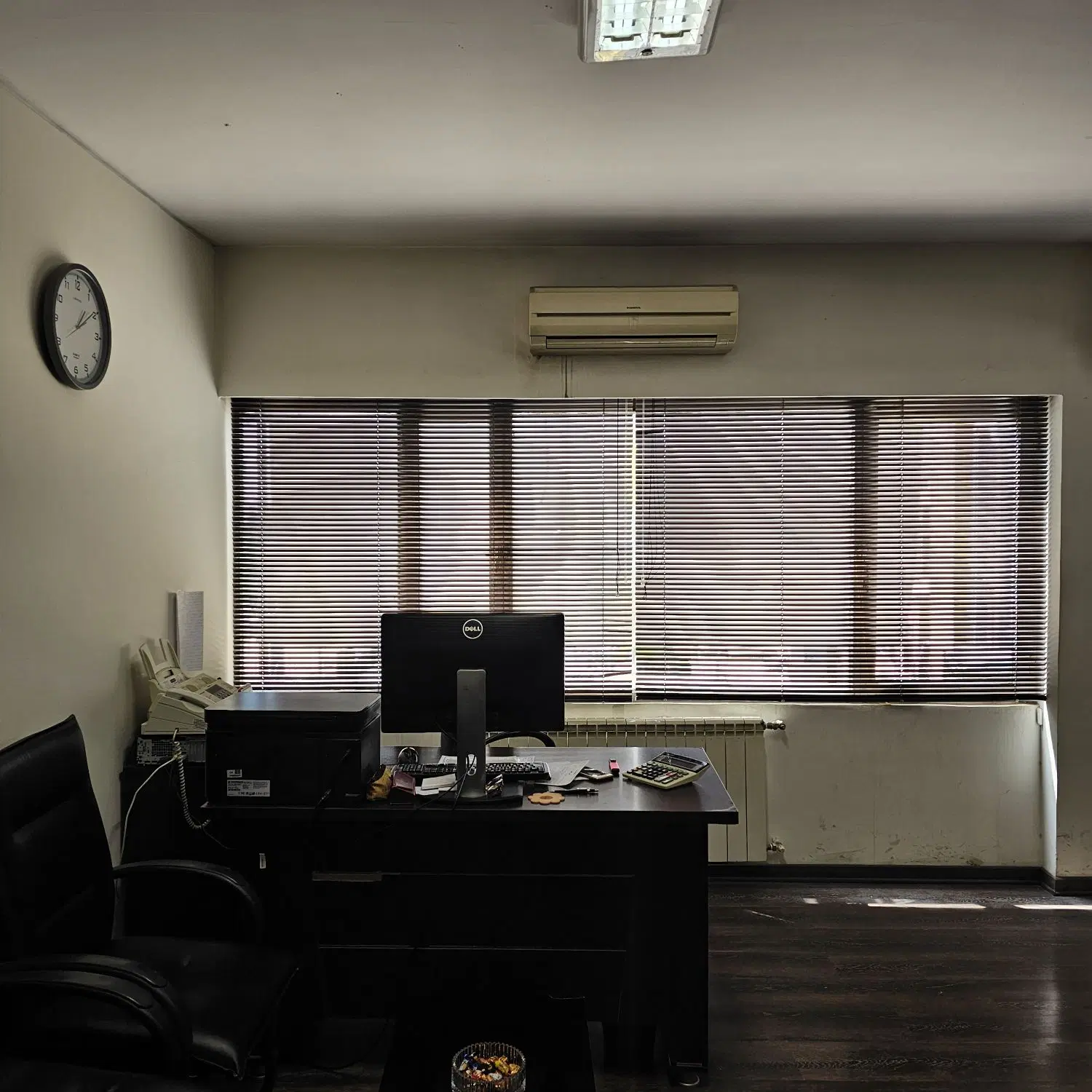 فروش ۹۵ متر سند اداری بر خیابان فلسطین