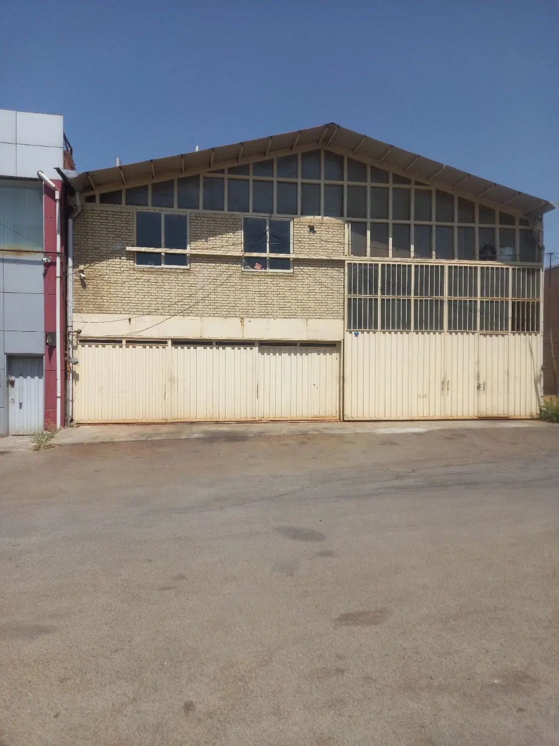 رهن و اجاره سالن صنعتی