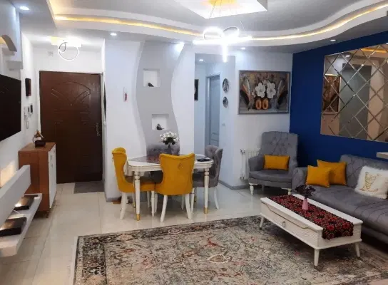همخانه