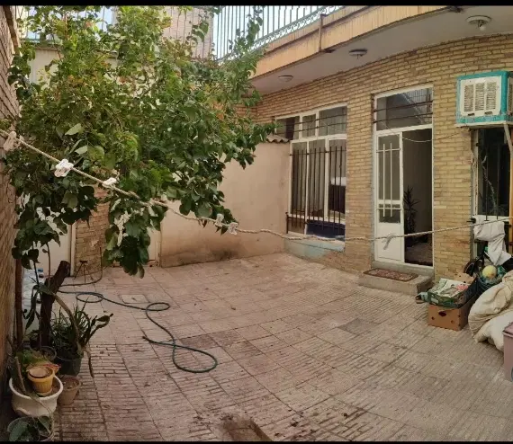 فروش خانه حیاط