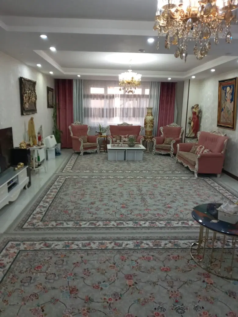 ۹۰متر ط اول شاهین ویلا