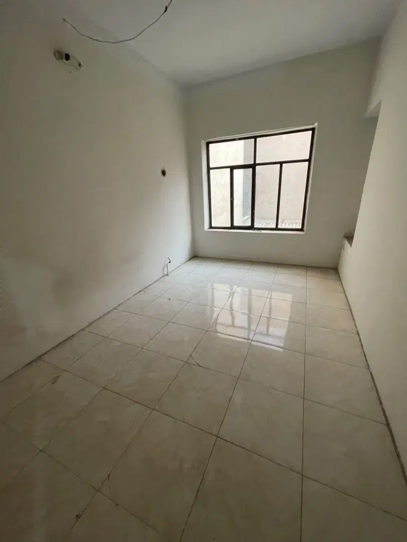 ۱۶۰متر خ اردشیر حیاط دربست