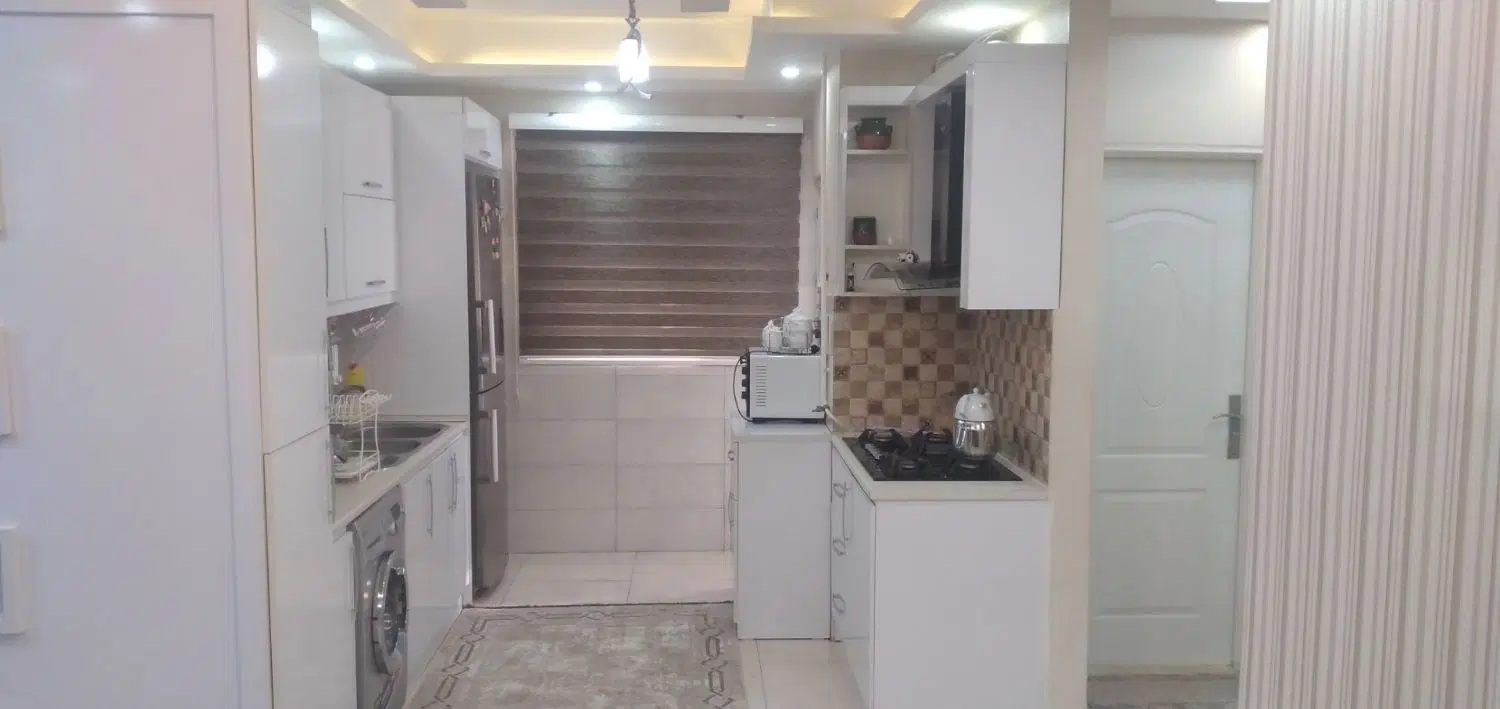 خانه آپارتمانی در۱۴متری لاله