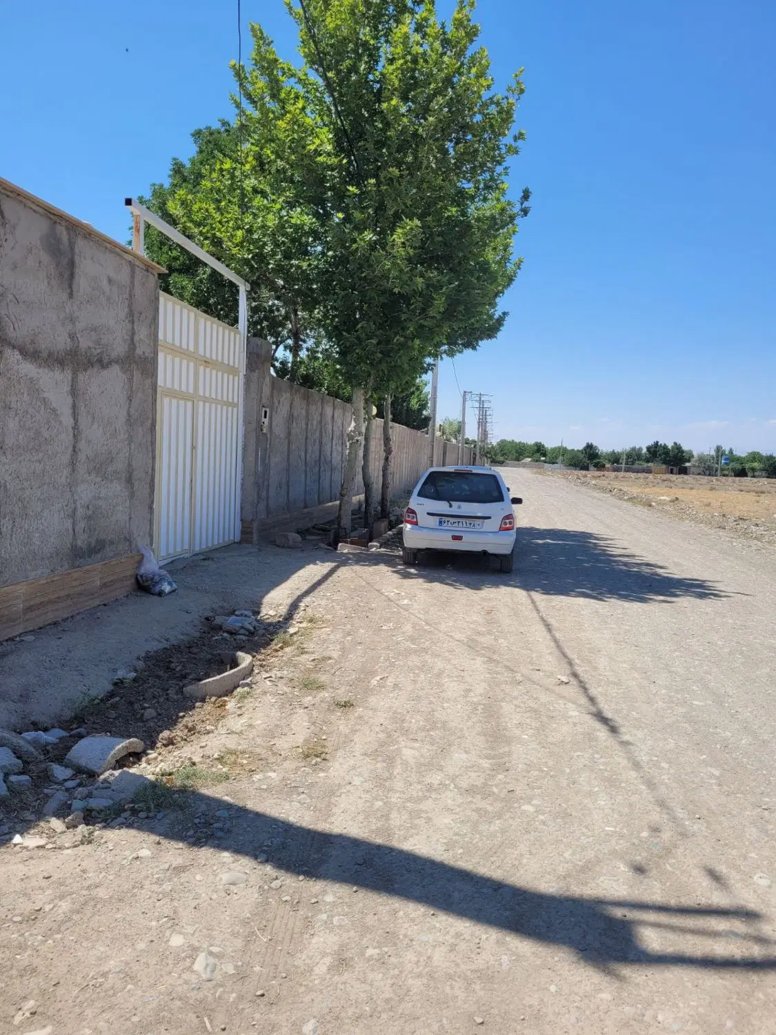 ۳۵۰ متر چهاردیواری در خیابان جزایری