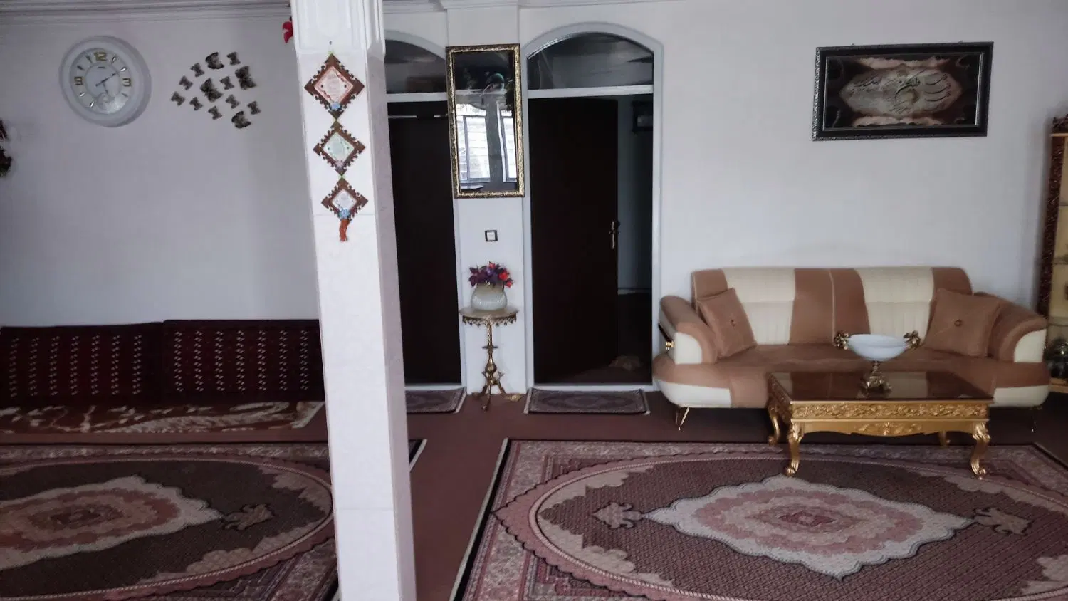 حیاط جاده سلماس قره گوزه سلیم آقا افشار دوخوابه