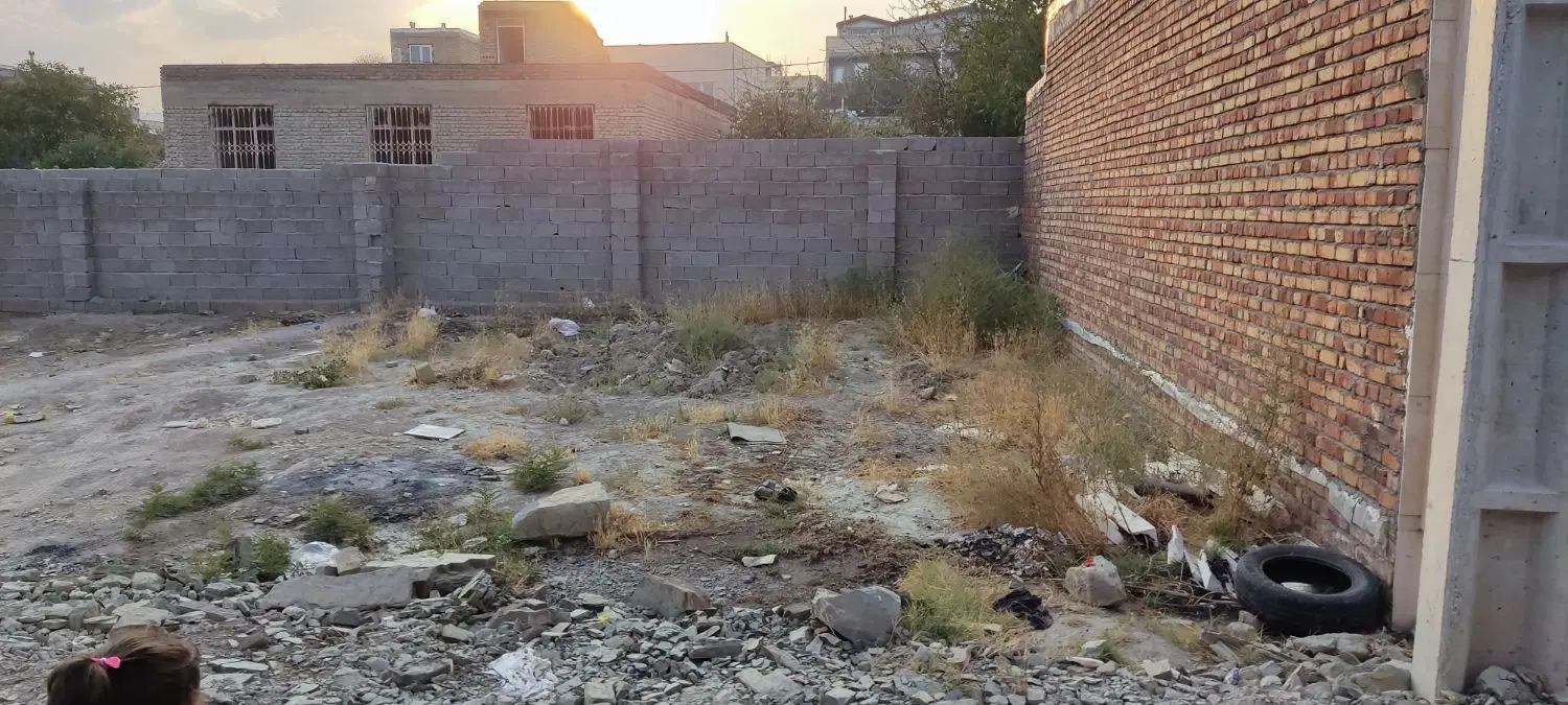 زمین مسکونی