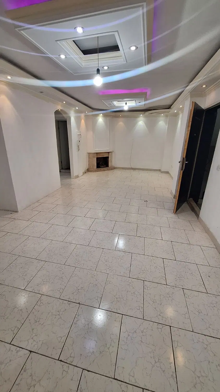 واحد 75 متری دو خواب پارکینگ سندی