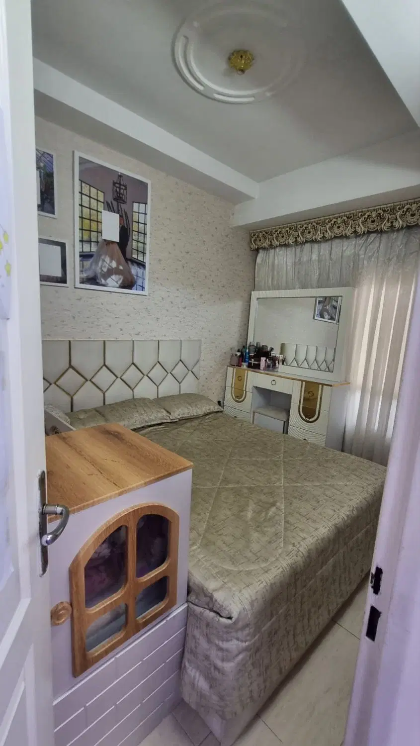 76 متر  _  طبقه  اول _  رو ب نماء _  دو خواب