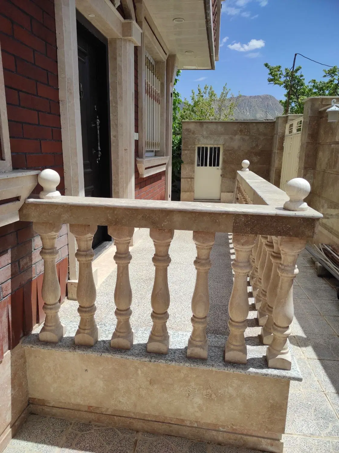 ویلاباغ لاکچری ۳۸۰ متری سمنان. سند تک برگ سبز جدید