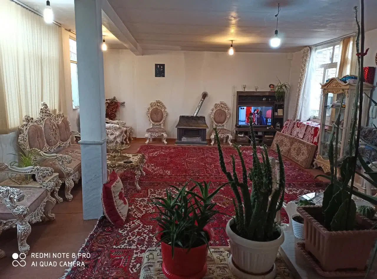 اجاره طبقه دوم، ساختمان سنگی، داش ساختمان