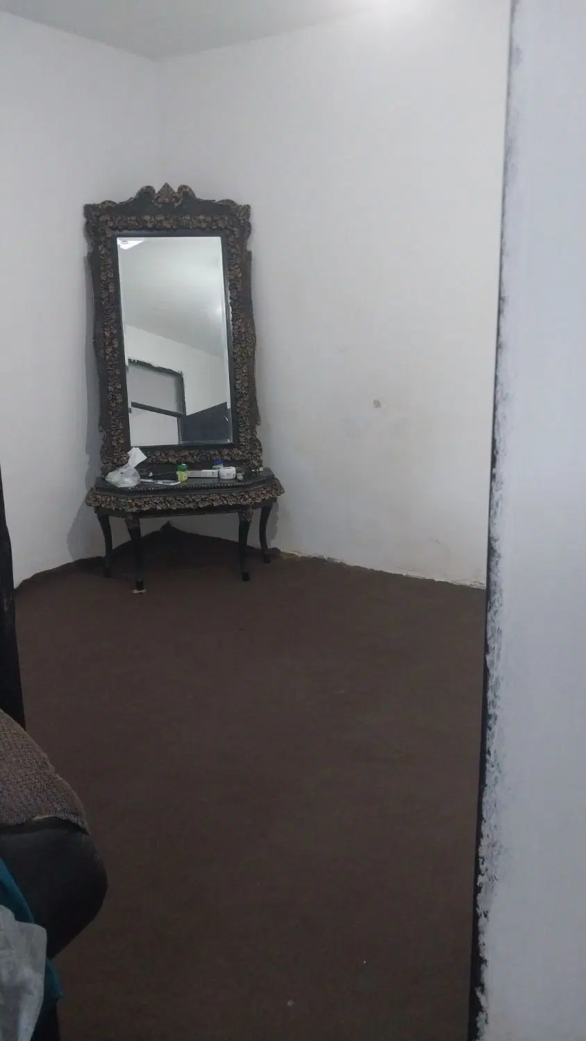 اجاره نایسر ۲ کوچه پایین تراز خیابان دکل