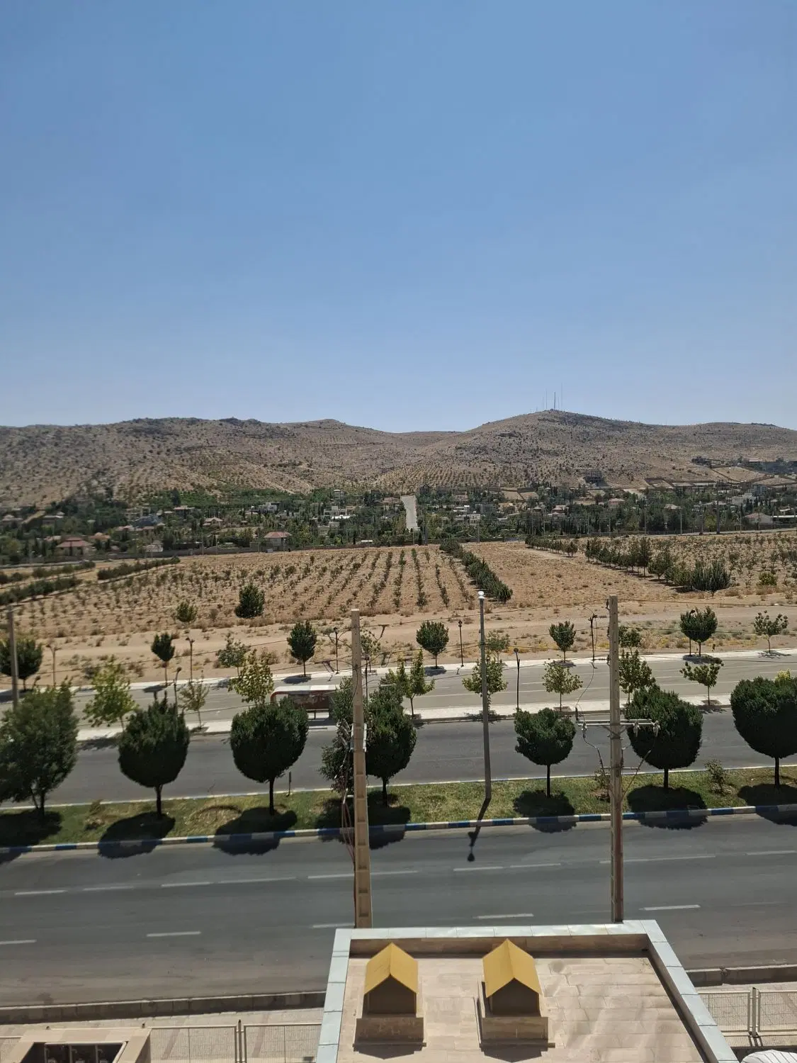 280 متر البرز