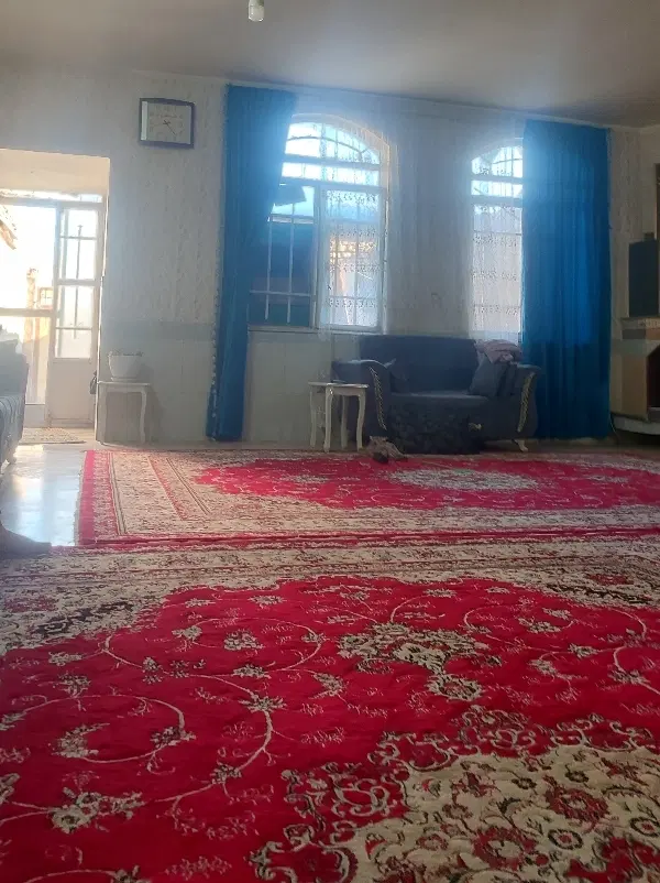 خانه منزل کهنه اب ویلایی
