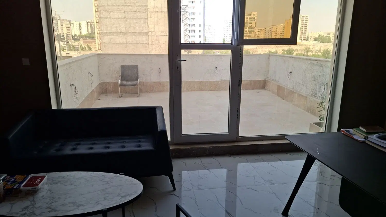 مغازه و دفتر کار شیک