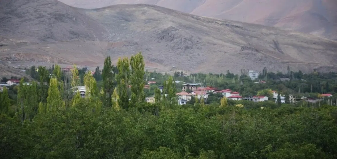۸۰۰مترزمین بافت مسکونی ویو قله دماوند_روستای گیلاس