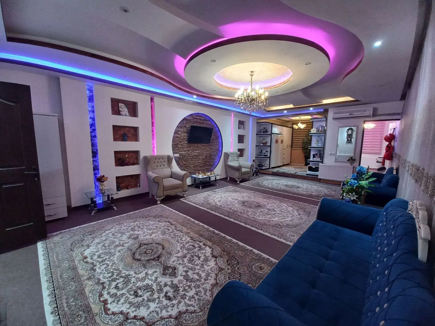 منزل مسکونی به همراه مغازه ناحیه دین پرست 180 متر