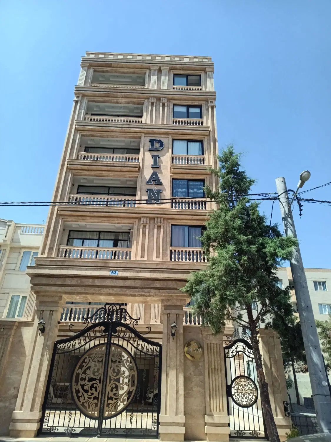پیش فروش آپارتمان در طرقبه