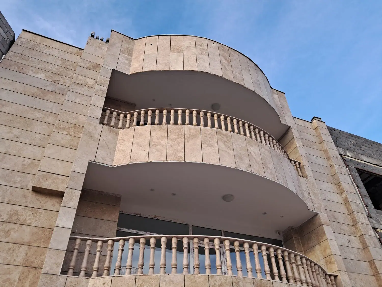ویلایی استخر دار