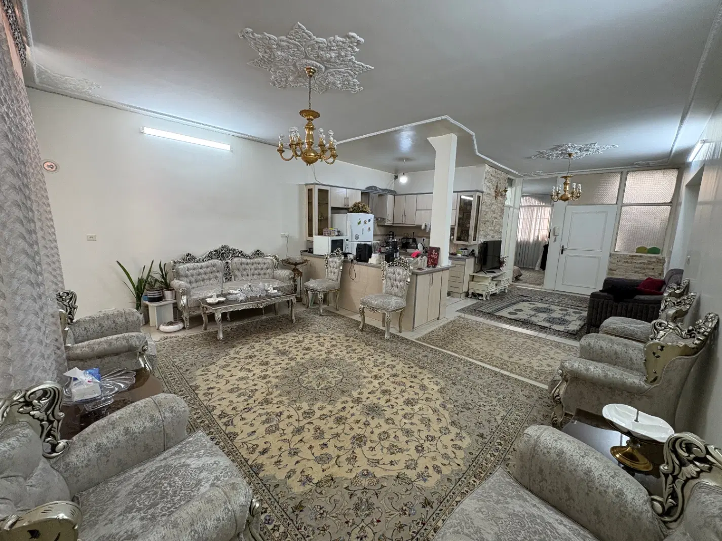 رهن خانه طبقه اول با زیرزمین (جنوبی)