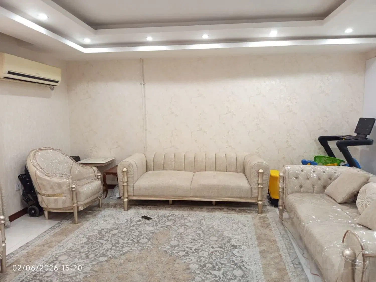 آپارتمان 95 متری شیک ساختمان  2کله