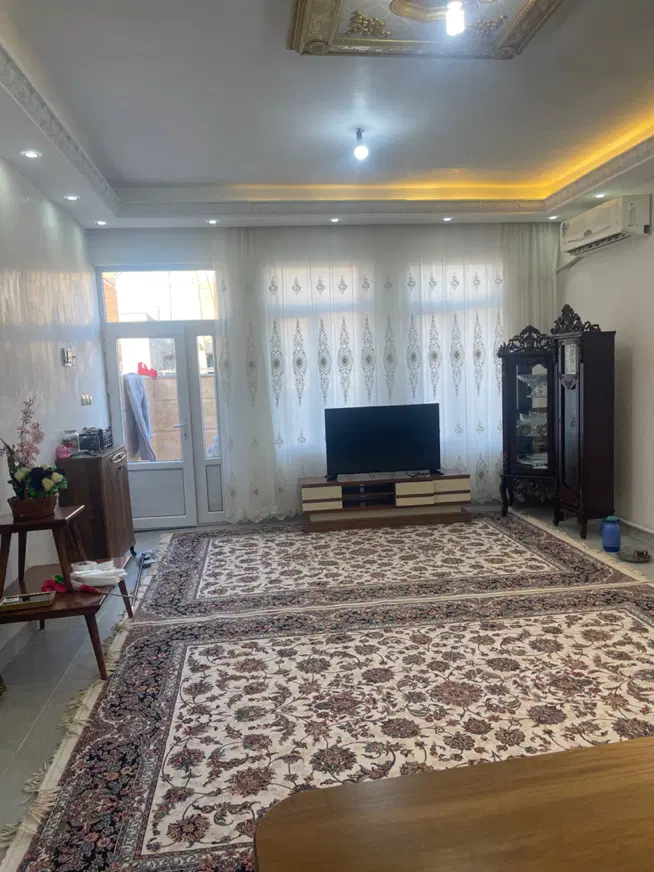 خانه صد متری در مطهری