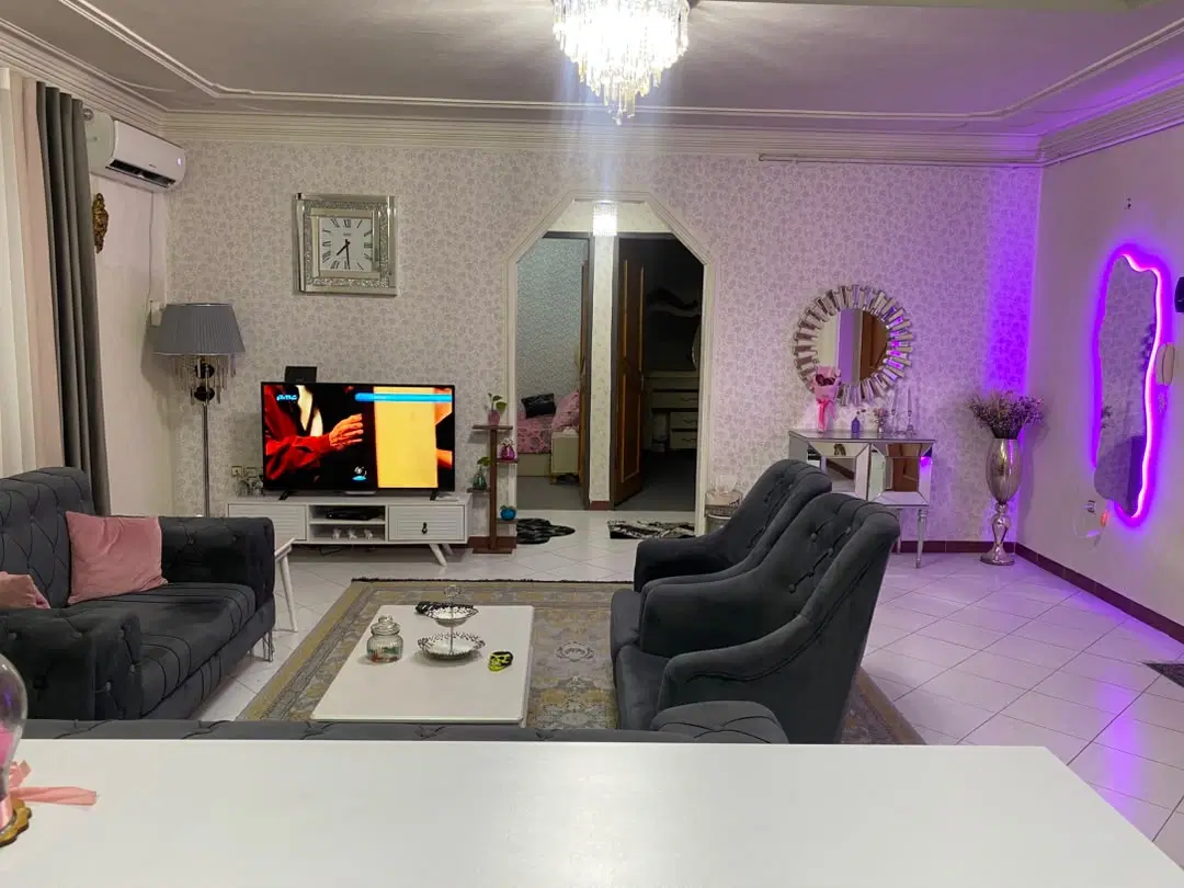 فروش یک واحد آپارتمان ۸۰ متری