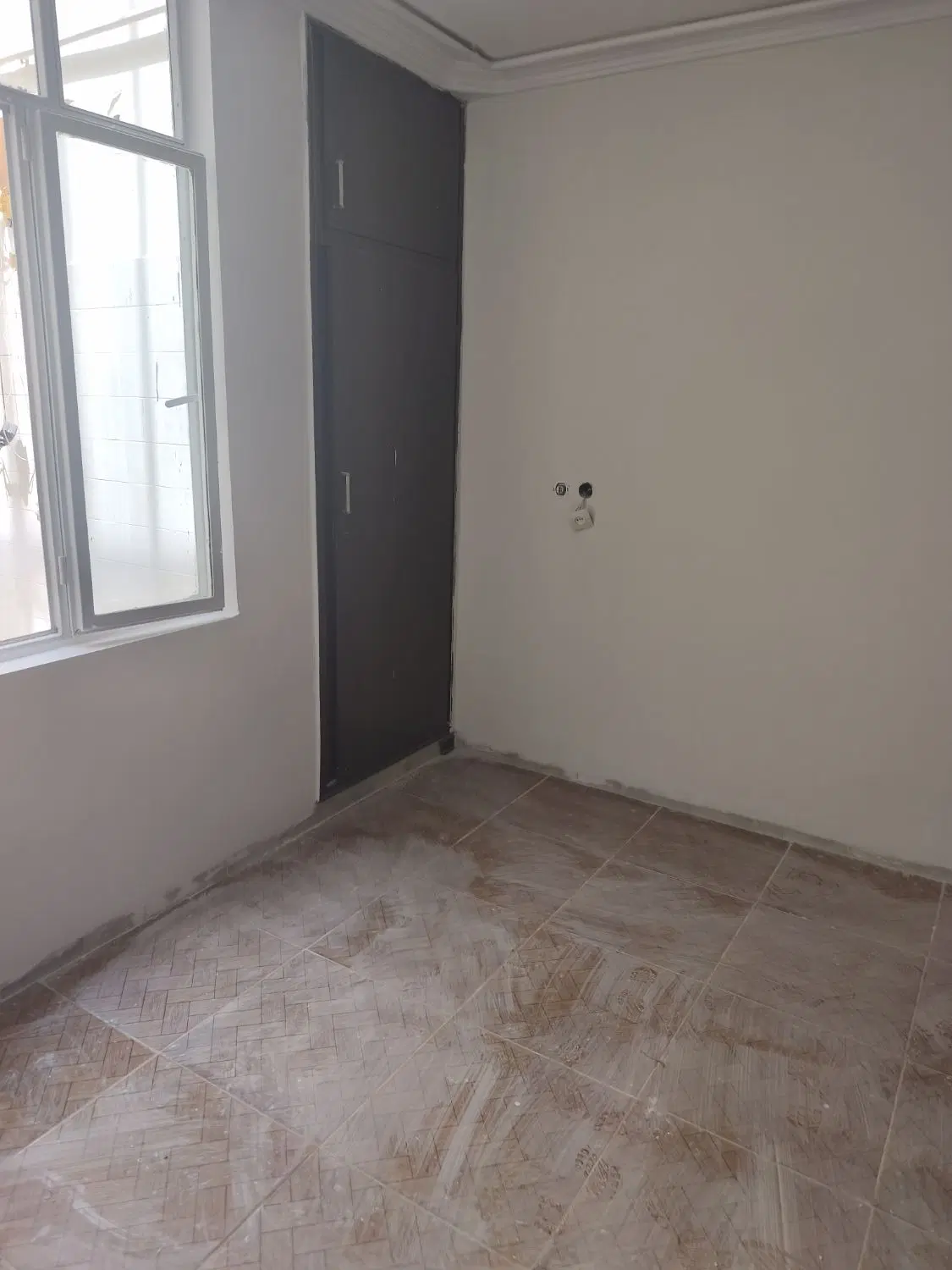 دوطبقه دربست اعتمادیه