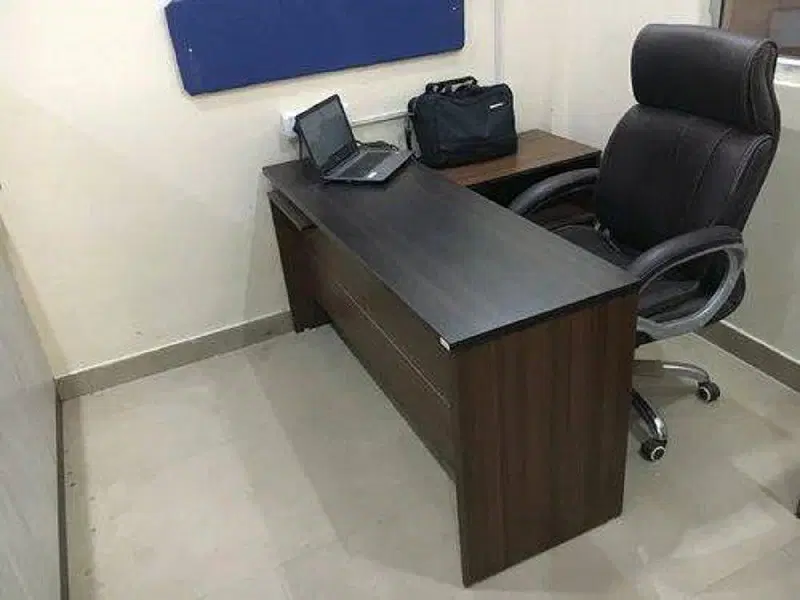 اجاره میز در دفتر پیشخوان دولت