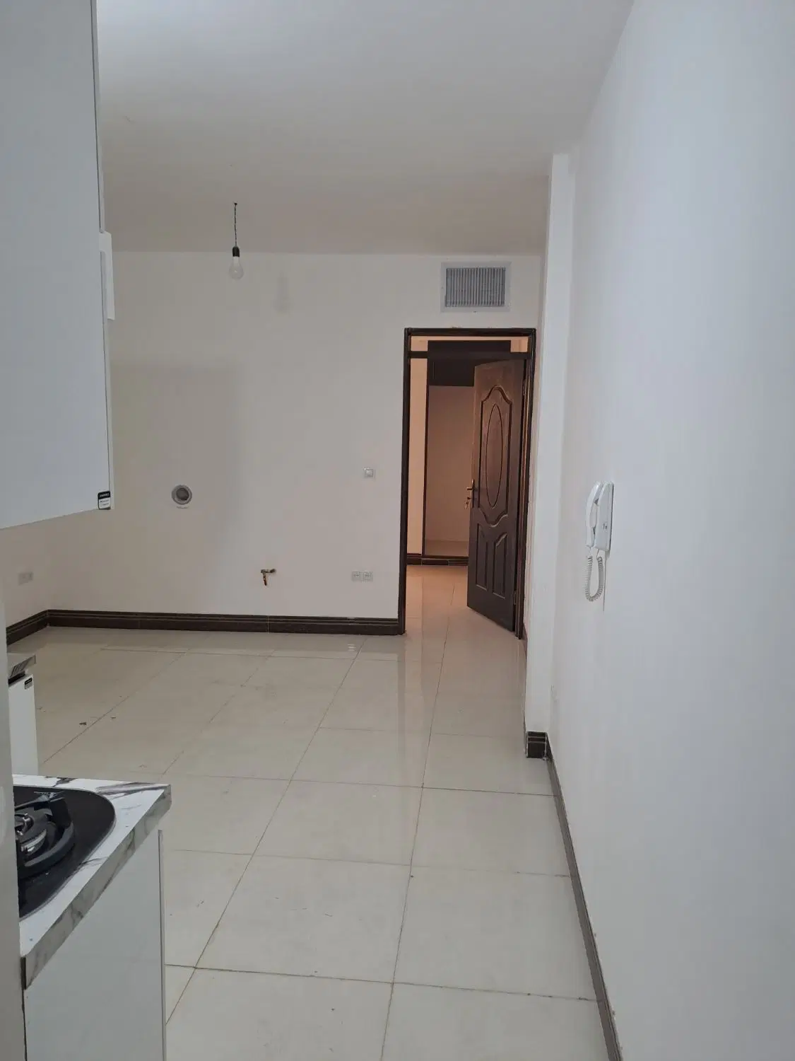 اجاره دفتر کار سر خیابان اصلی گویم.نوساز