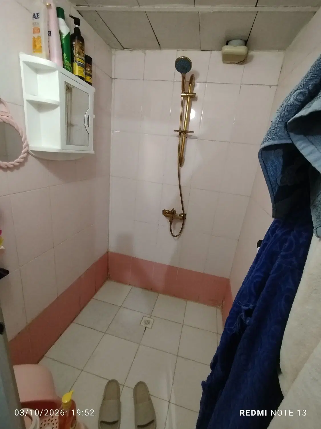 یک واحد آپارتمان فروشی