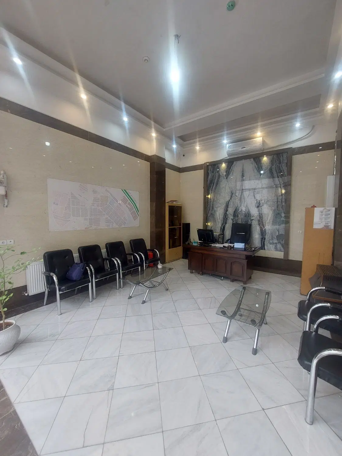 رهن و اجاره مغازه لوکس ۳۰ متری در مرزداران مصلی