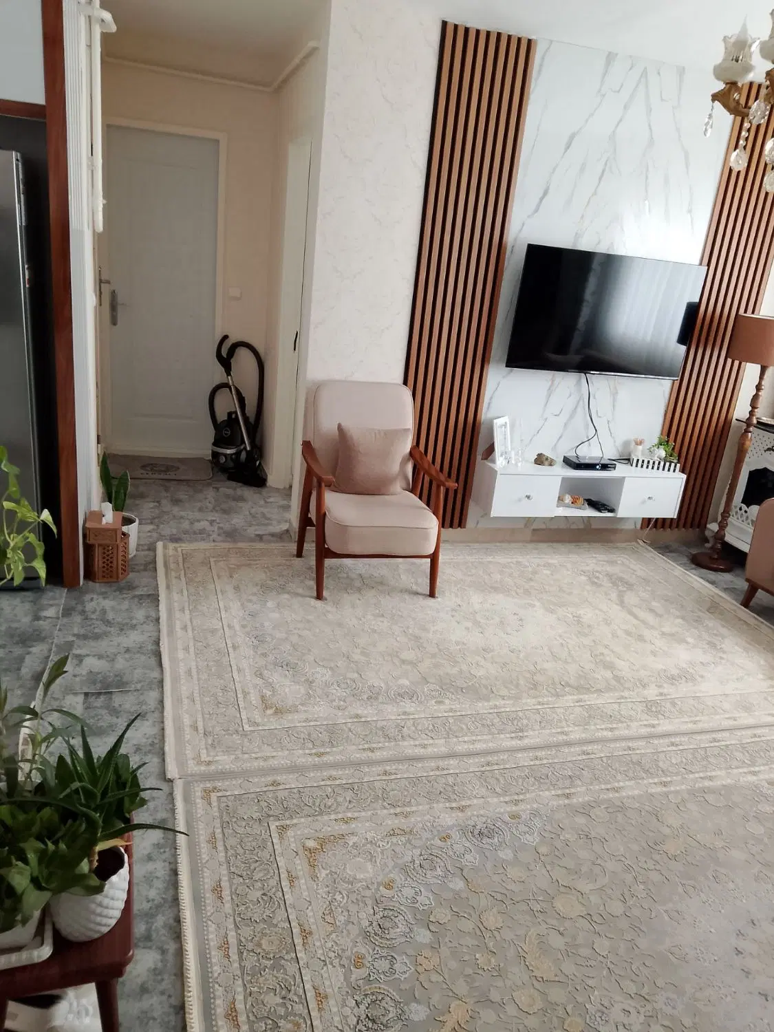 مجتمع نگین