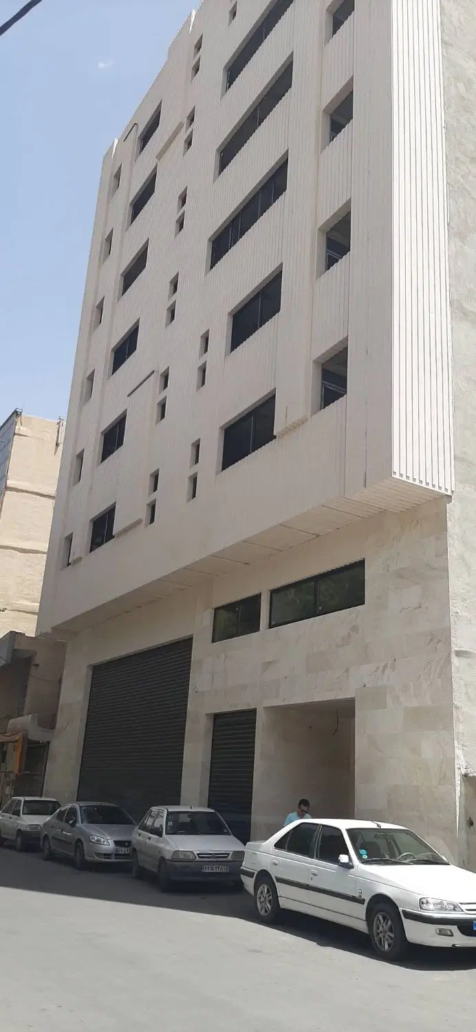 اجاره مغازه ۳۰۰متری هایپر نمایشگاه دفترخدماتی
