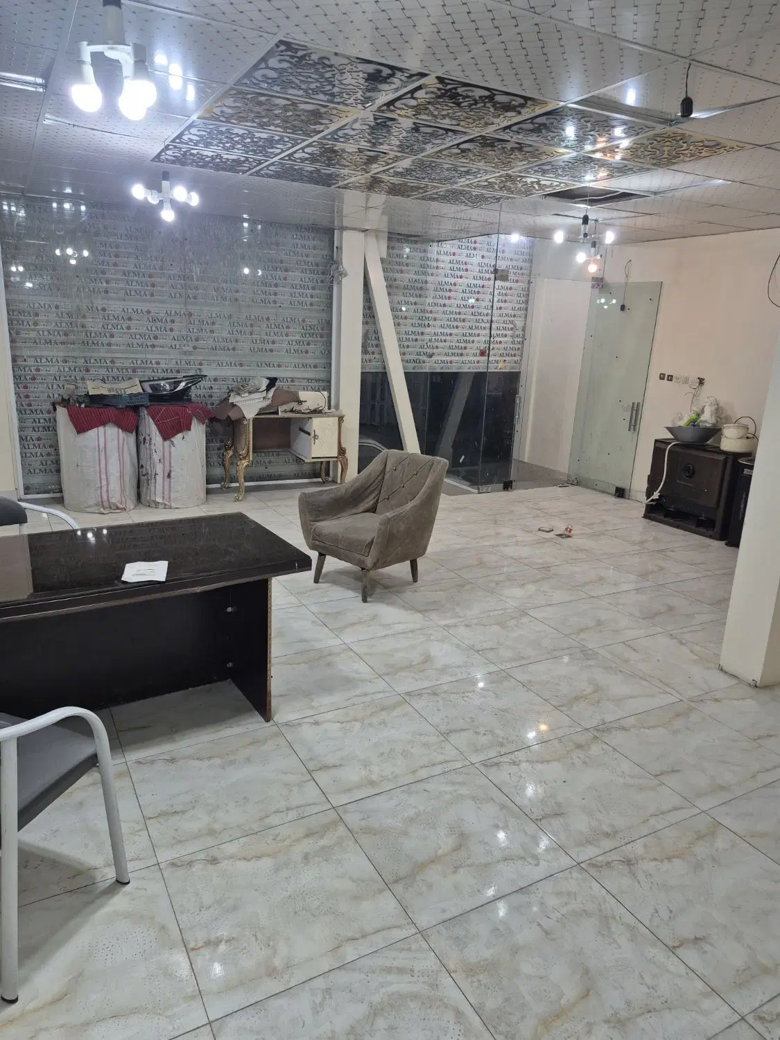 مغازه ۵۰ متری پرستار ائمه اطهار
