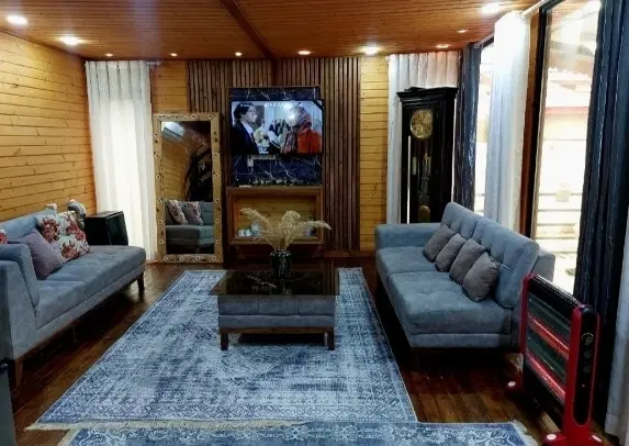 رویای زندگی در کلبه های سوئیسی شیشه ای