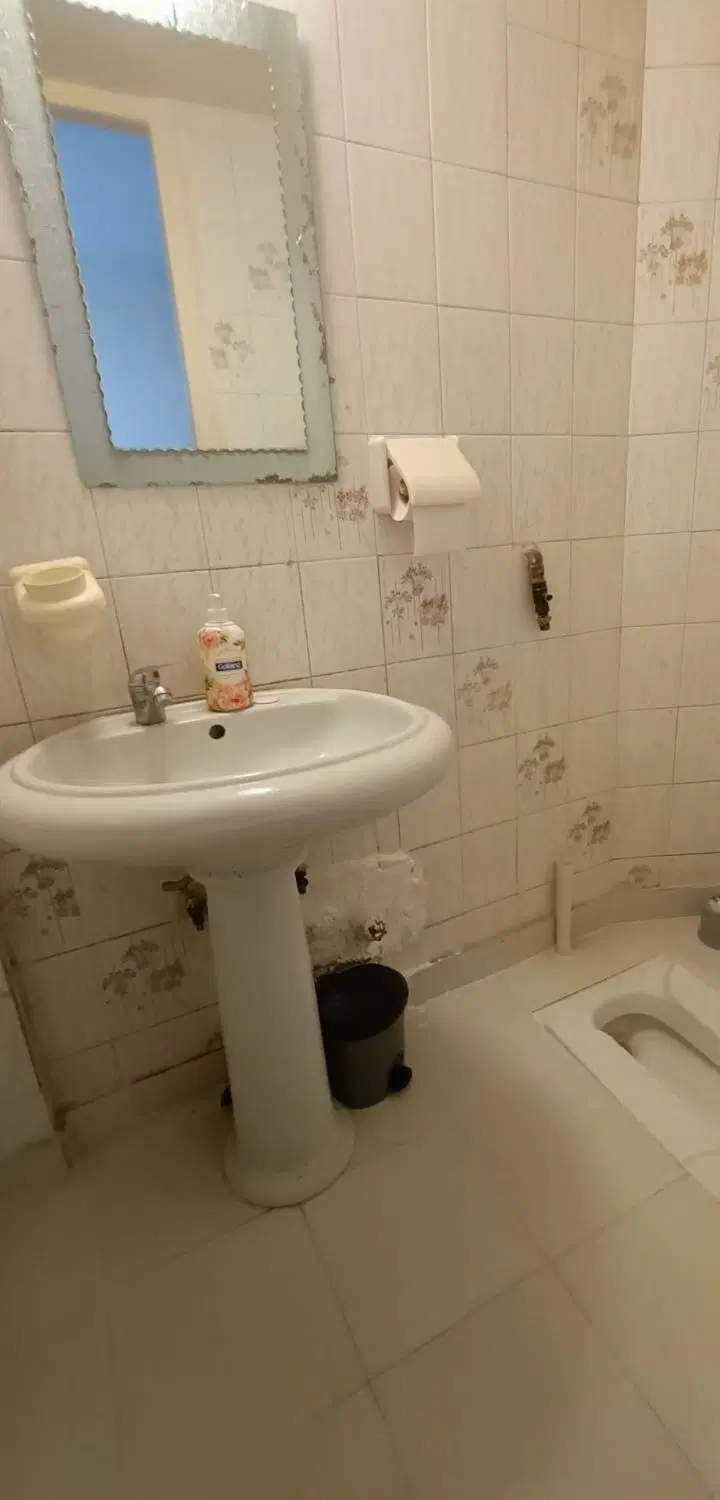 ۴۷متر تخلیه دارای پارکینگ
