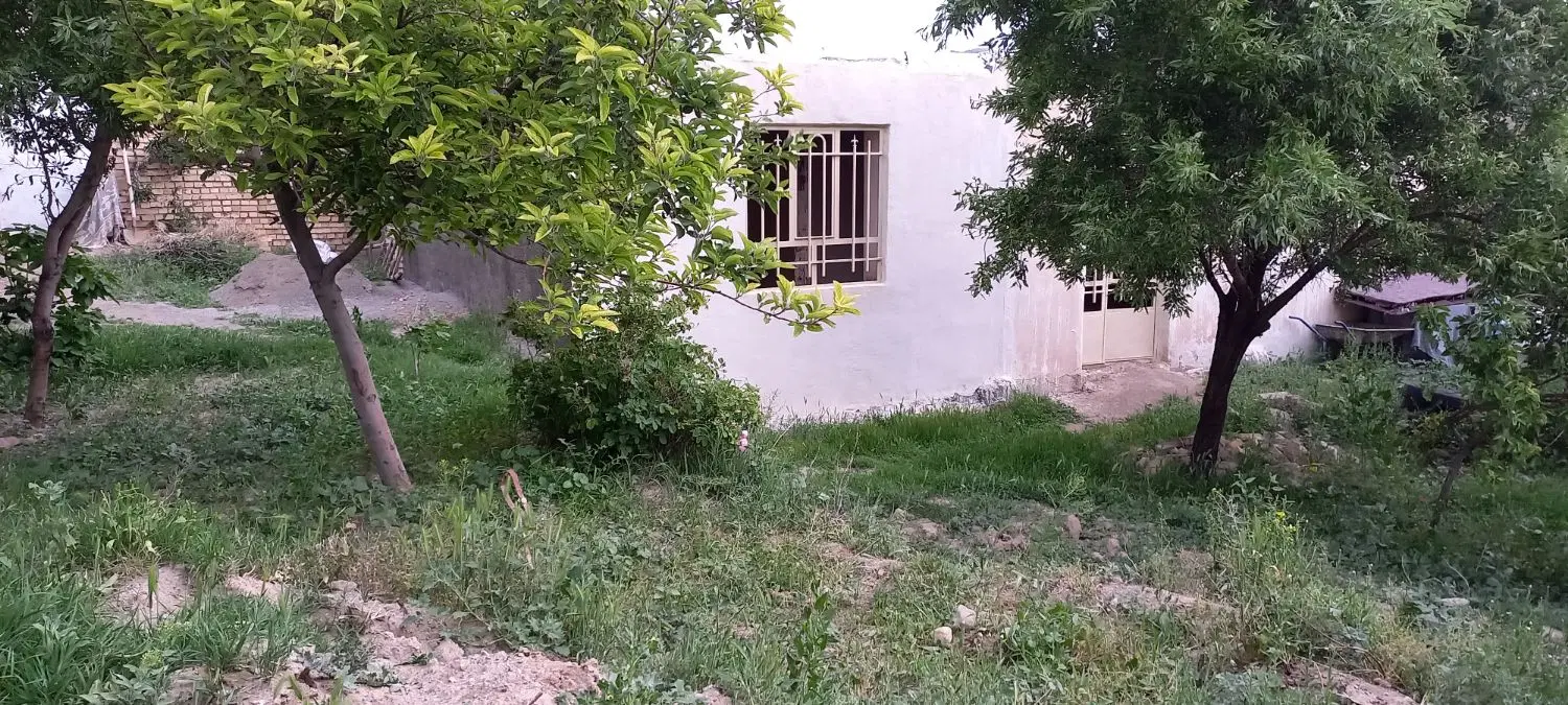 خانه نیمه ساز