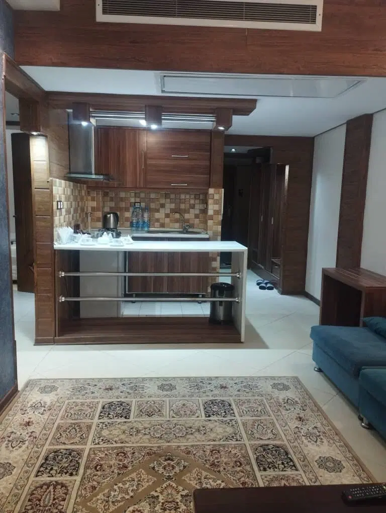 خانه اشتراکی(همخونه)
