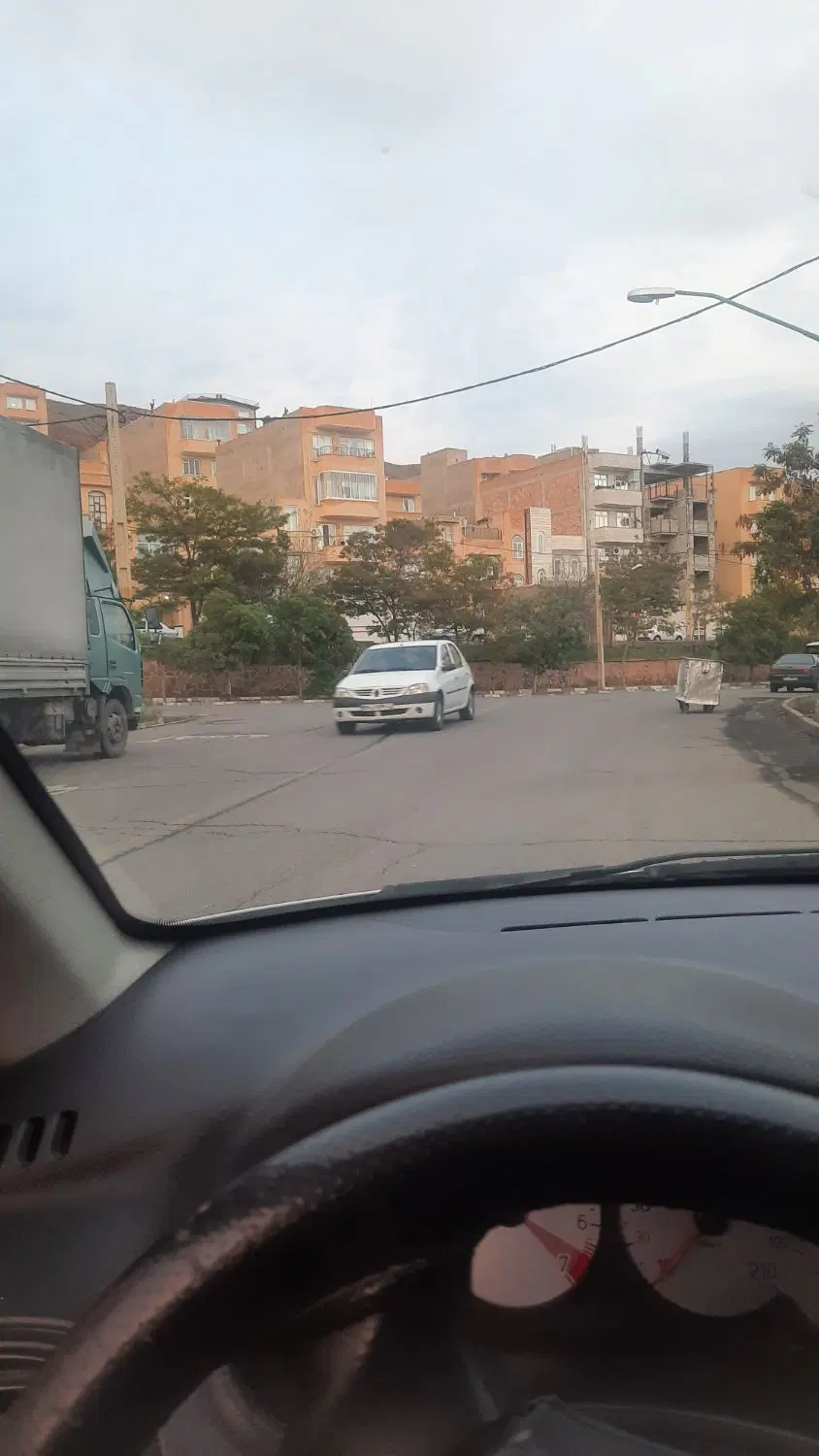 مغازه فروشی