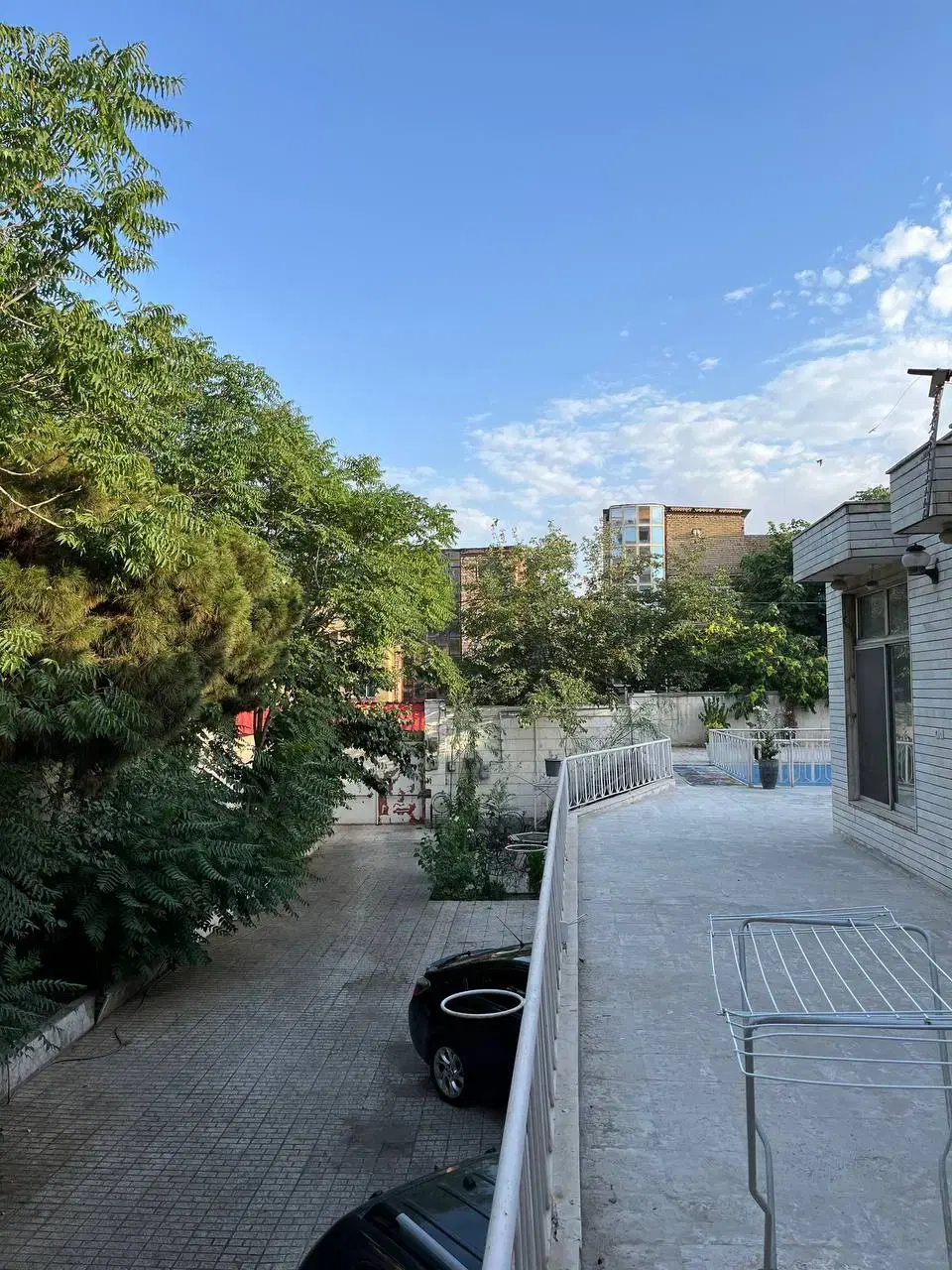 خانه ویلایی زمین ۷۳۰ متری